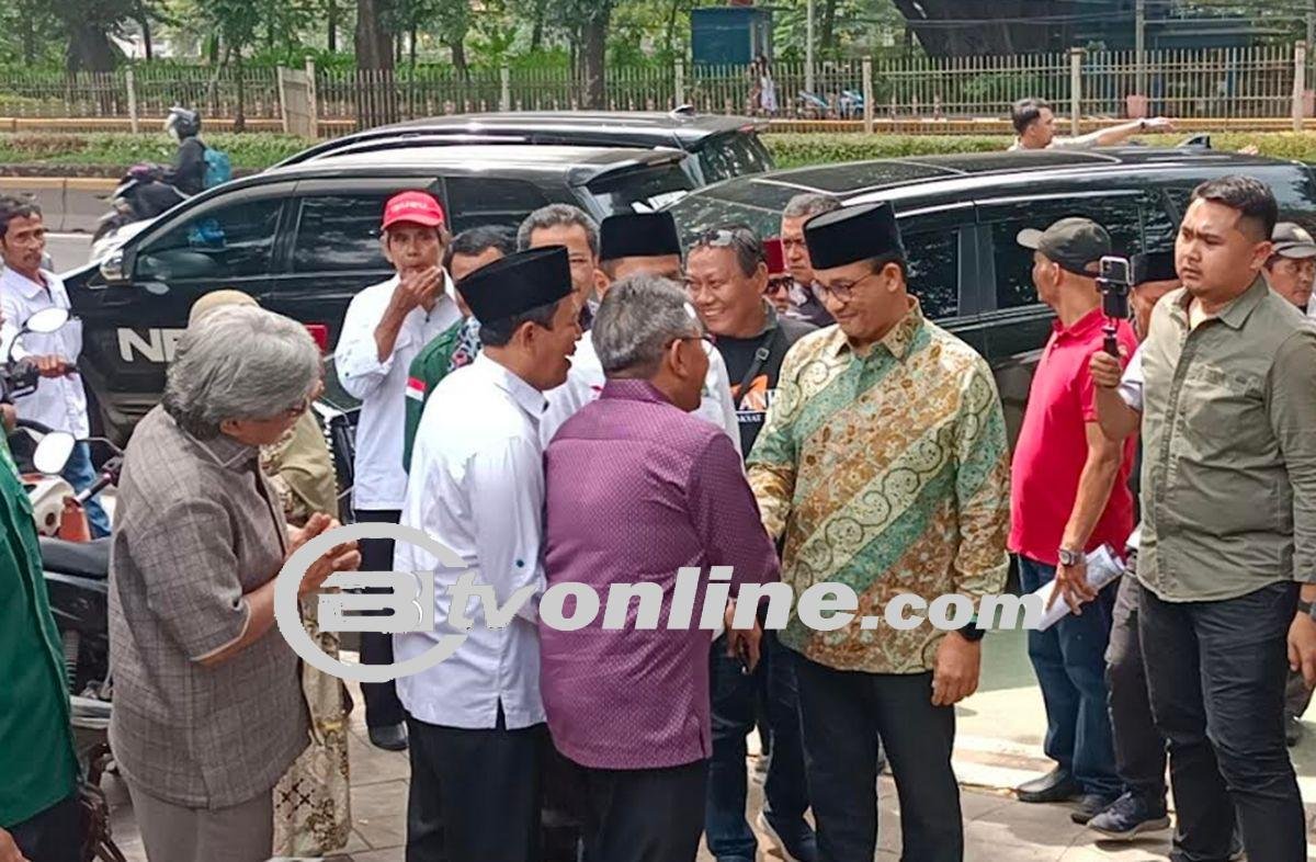 Anies Baswedan Tiba di Kantor DPW PKB DKI Jakarta