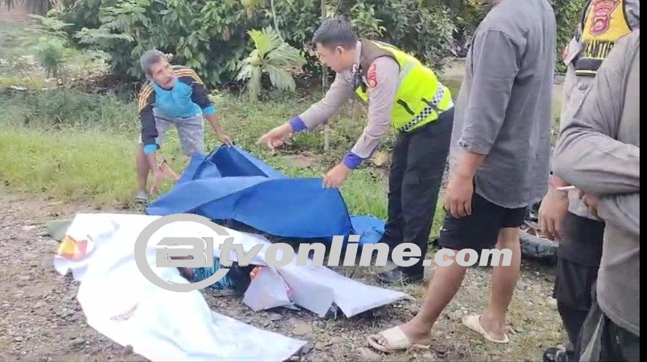 Pengendara Motor Oleng Tabrak Bus di Merangin Jambi, Dua Orang Tewas di Tempat