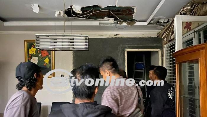 Pria Tewas Tersetrum Saat Memperbaiki Instalasi Listrik di Plafon Rumah!
