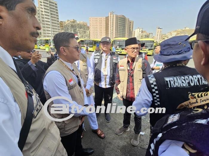 Timwas Kritik Penghentian Bus Solawat: Direktur Pelayanan Haji ‘Coba Naik Taksi’