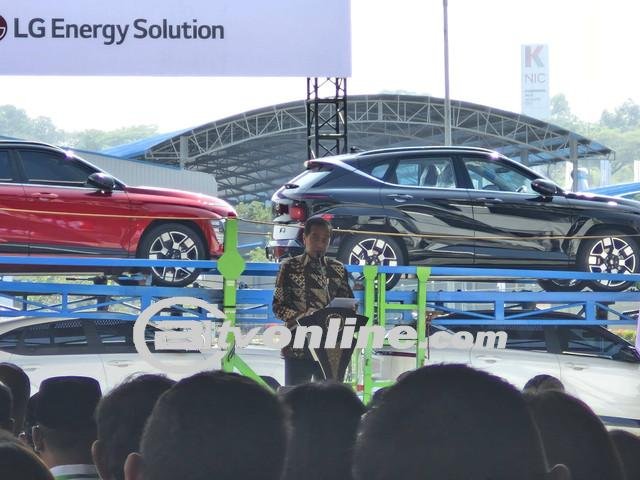 Jokowi: Indonesia Punya Pabrik Sel Baterai EV Terbesar di Asia Tenggara