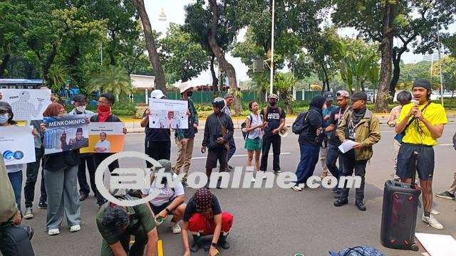 Demonstrasi Aliansi Keamanan Siber di Depan Kantor Kemenkominfo!
