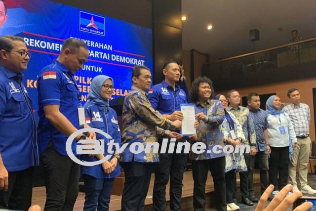 Demokrat Resmi Dukung Riza Patria dan Marshel di Pilwalkot Tangsel