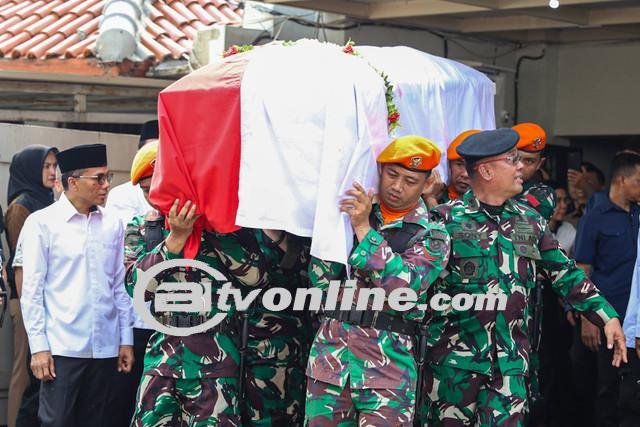 Jenazah Hamzah Haz Dikebumikan di Samping Makam Istrinya di Bogor