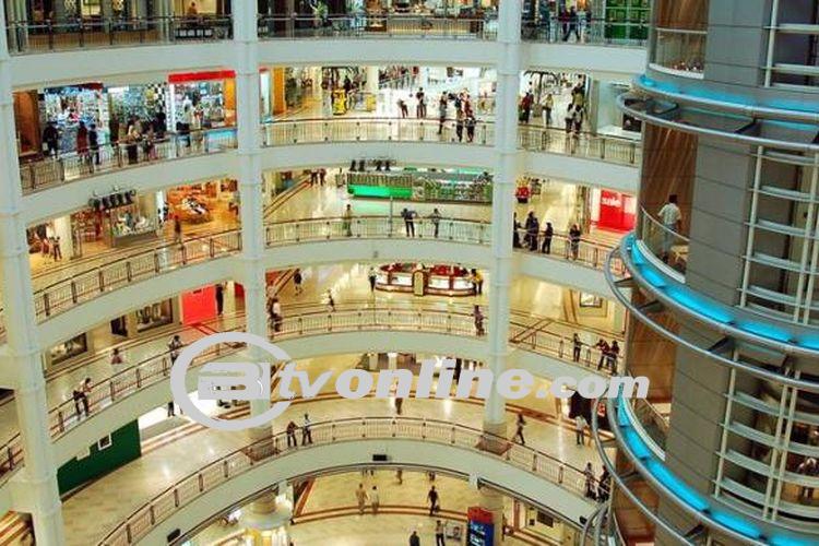 Kisruh Kenaikan BBM & Pajak: Belanja Makin Sulit Bagi Warga RI