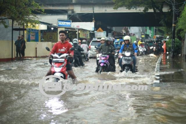 Lokasi Banjir Jakarta Meningkat dari 6 Jadi 48 Titik