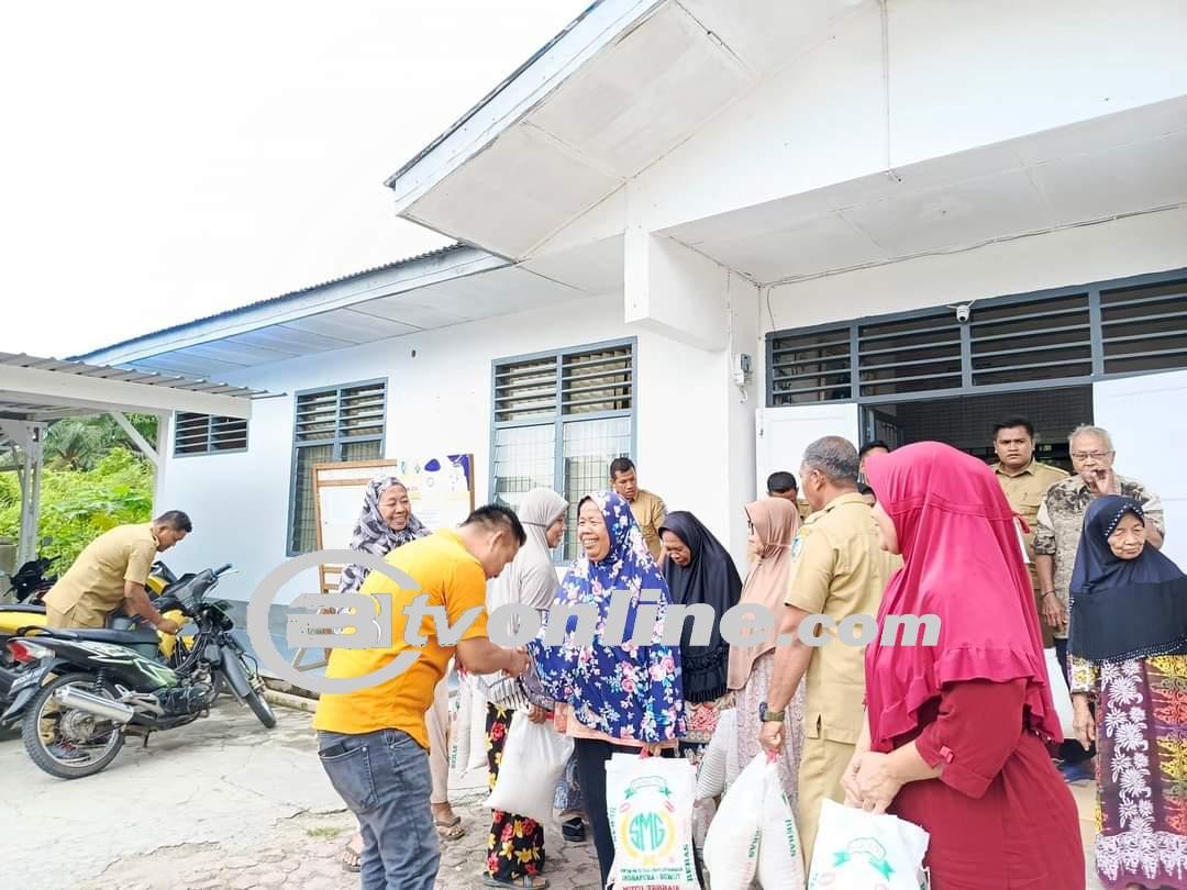 Distribusi Bantuan Beras Tingkatkan Kesejahteraan Masyarakat Desa Pahang