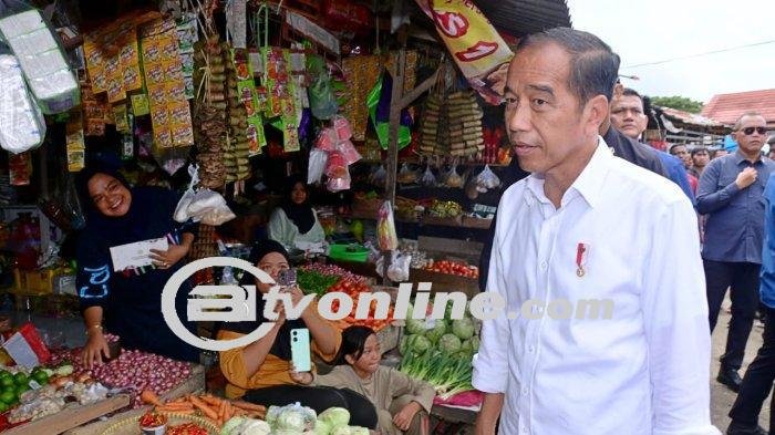 Belasungkawa Istana atas Meninggalnya Warga Saat Tunggu Iring-iringan Presiden Jokowi di Sinjai