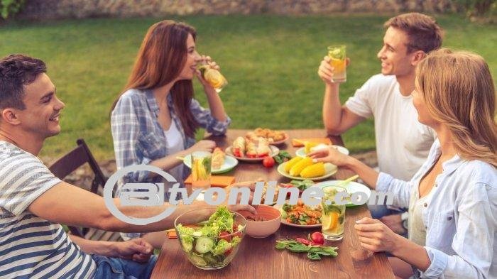 Mengapa Makan Lambat Lebih Sehat dari Makan Cepat: Temuan Riset Terbaru