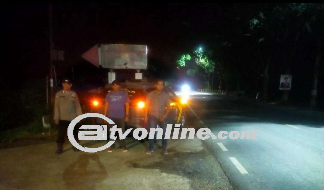 Patroli Malam Polsek Lima Puluh: Jaga Keamanan Warga, Cegah Kejahatan