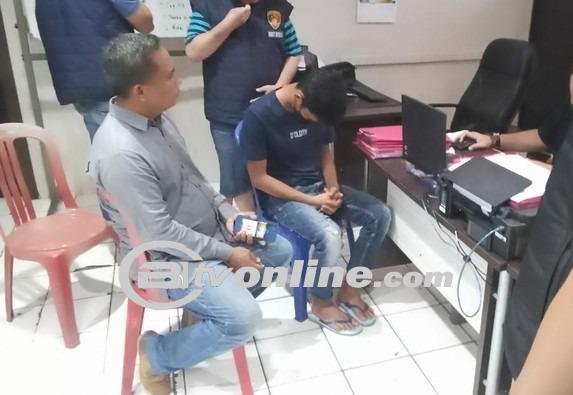 Kelvin Menyerahkan Diri Setelah Kabur 1 Bulan, Mengaku Dihantui Bayang-Bayang Korban!