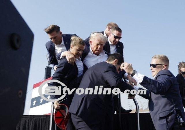 Donald Trump Dievakuasi dari Panggung Rapat Umum di Pennsylvania Setelah Terdengar Suara Tembakan?