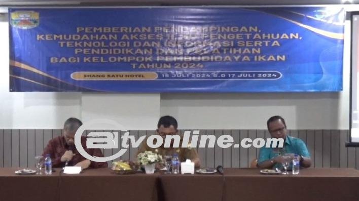 Sekda Budhi Hartono Membuka Pelatihan Budidaya Ikan bagi Kelompok Tani Ikan di Muaro Jambi