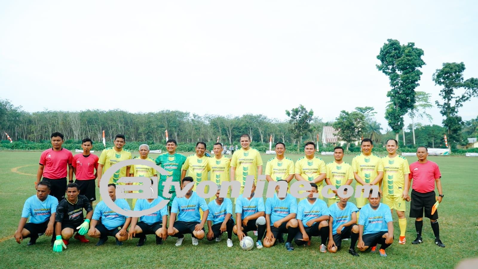 Semarakkan HUT Ke – 16 Labura, Pj. Heri Ikut Serta Dalam Pertandingan Persahabatan