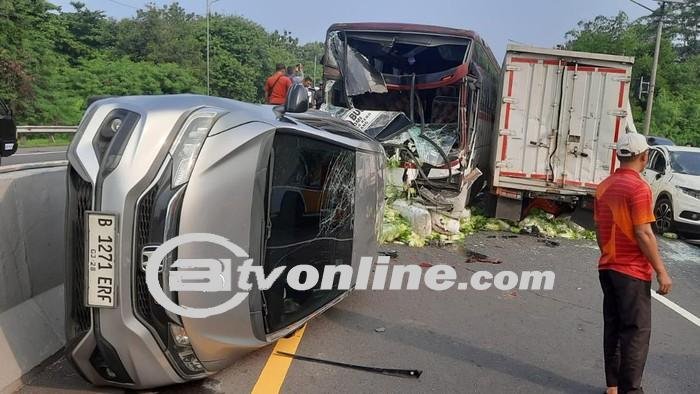 Kronologi Kecelakaan Beruntun di Tol Cipularang: Bus Primajasa Tabrak 8 Kendaraan, Tiga Orang Terluka