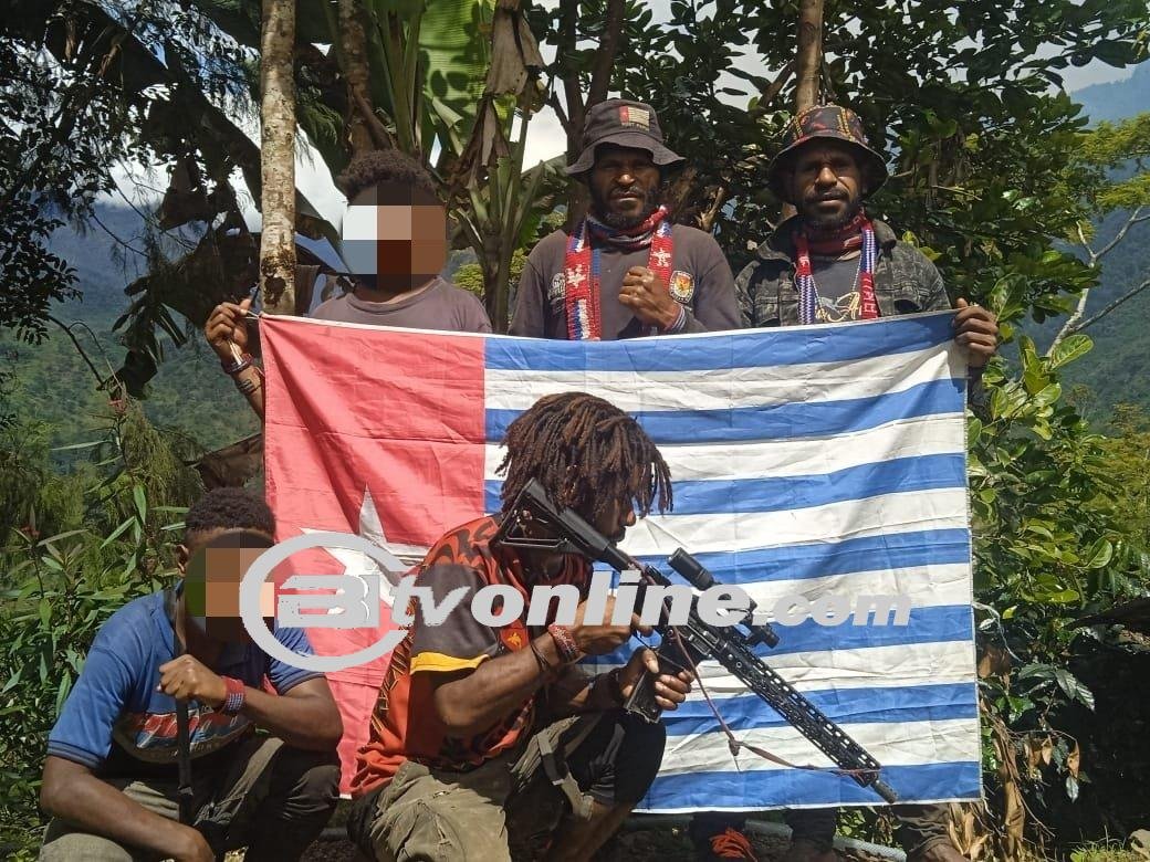 TNI Buru OPM Yang Bakar SMP Negeri Okbab di Papua Pegunungan