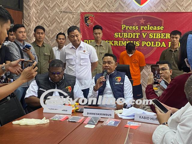 Polda Lampung Tangkap Dukun Palsu Asal Banten Terkait Penipuan dan Ancaman Foto Tanpa Busana