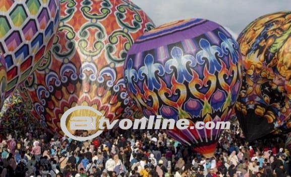 Festival Balon Udara Magelang Dikeluhkan Pengunjung Karena Penerbangan Terbatas