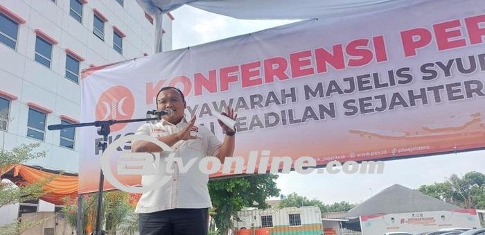 PKS Mencari Opsi Baru Setelah Tenggat Waktu Terlewati