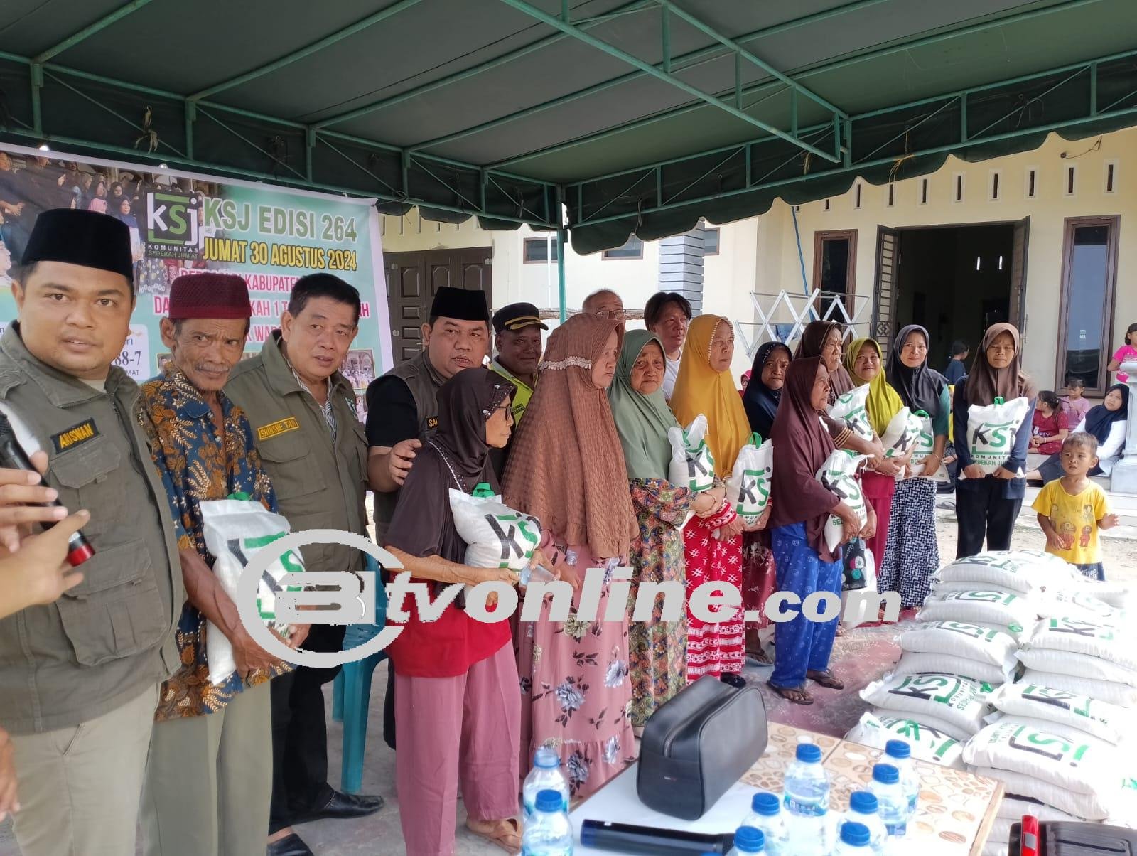 KSJ Kembali Gelar Pasar Sedekah 1Ton Beras Murah di Langkat Subsidi Bantuan H. Syah Afandin, SH