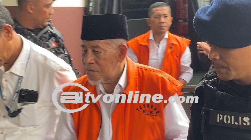 Mantan Gubernur Maluku Utara Abdul Gani Kasuba Dituntut Sembilan Tahun Penjara atas Kasus Suap!