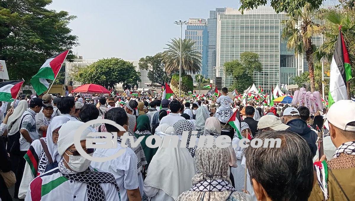 Ribuan Massa Aksi di Depan Kedubes AS Jakarta, Mendesak Pengusiran dan Pergantian ke Kedubes Palestina