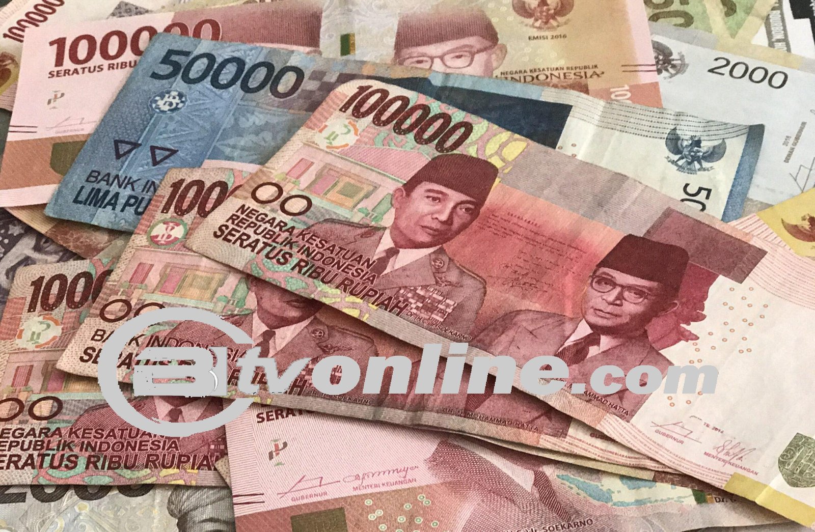 Anak Muda Terjerat Utang Pinjol! Gaya Hidup YOLO dan FOMO Jadi Pemicu, OJK Tawarkan Solusi