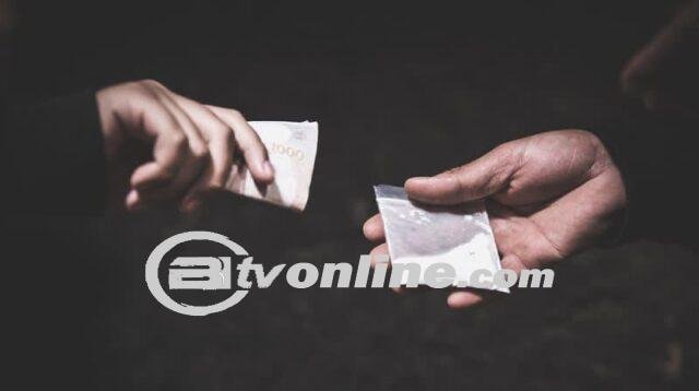 Gerebek Kampung Narkoba di Medan! Sepasang Kekasih dan IRT Pengedar Sabu Ditangkap