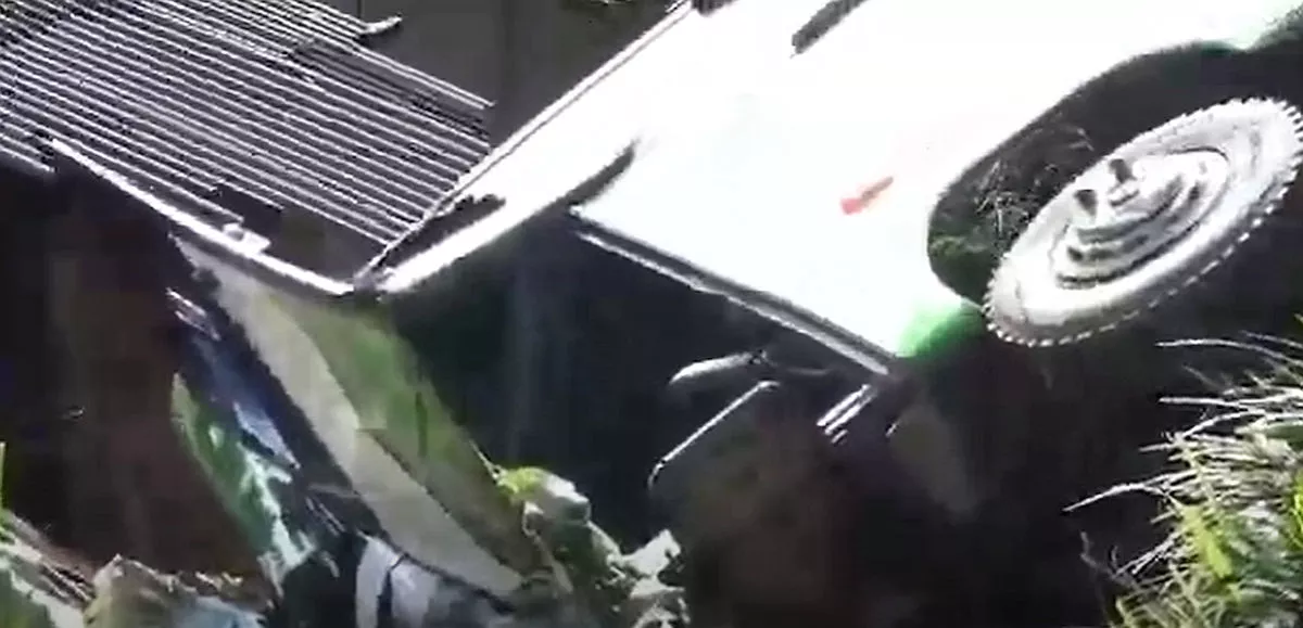 Kronologi Bus Masuk Jurang di Puncak, Delapan Penumpang Alami Luka-Luka
