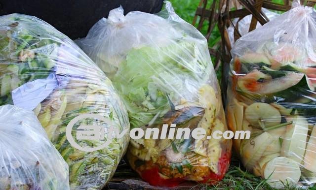 Heboh Warga Buang Sampah ke Kereta Barang di Priok, KAI Ingatkan Pidana