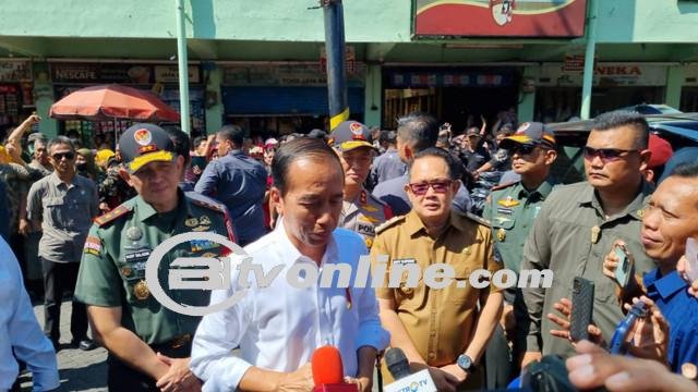 Jokowi Teken Pengunduran Diri Tri Rismaharini dari Menteri Sosial