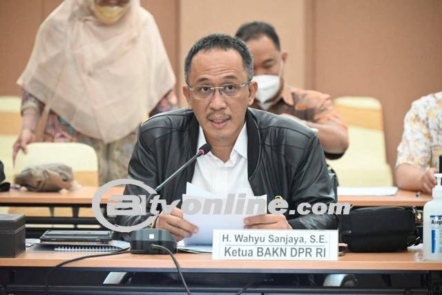DPR RI Usulkan Anggota Non-ASN yang Tidak Masuk Formasi PPPK 2024 Dapat Posisi Paruh Waktu