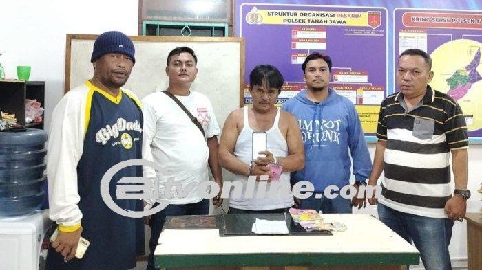 Polsek Tanah Jawa Tangkap Pelaku Judi Kim Hongkong di Warung Kopi Kampung Silaukitir