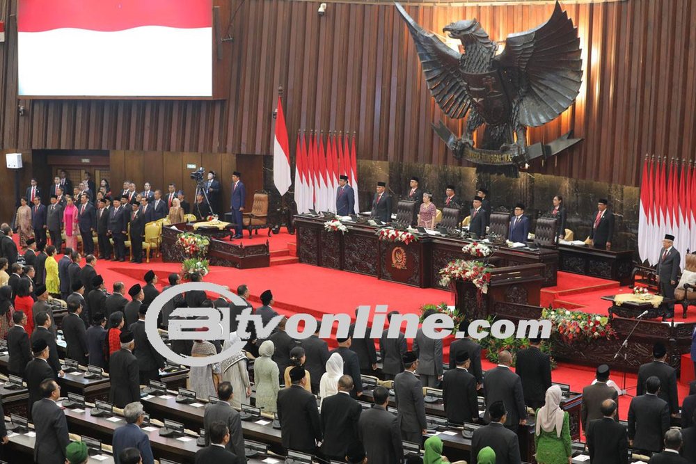 Resmi! DPR Tetapkan Iffa Rosita sebagai Komisioner KPU RI, Gantikan Hasyim Asy’ari