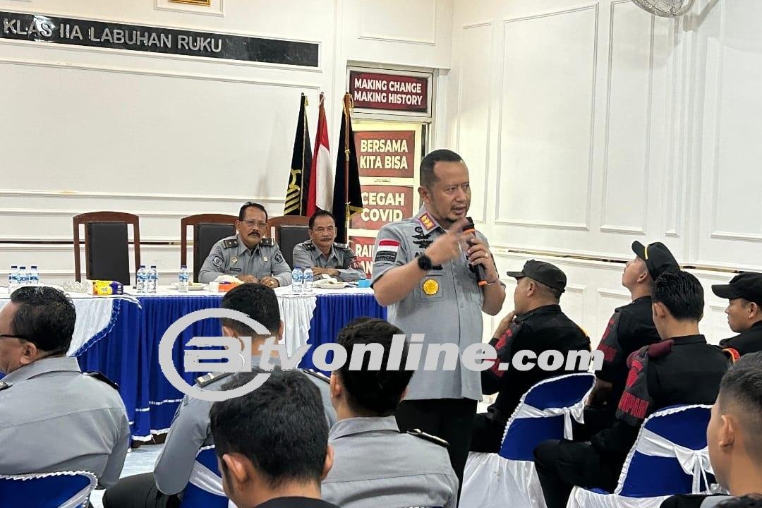 Kalapas Labuhan Ruku Ajak Jauhi Narkoba dalam Rapat Dinas Kanwil Kemenkumham Sumut