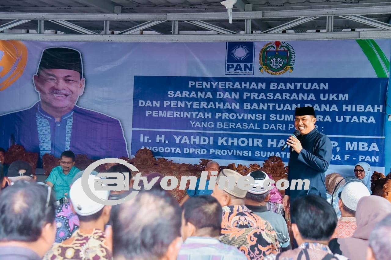 Pj. Bupati Batu Bara Bersama Anggota DPRD Provsu Serahkan Bantuan Sarpras UKM