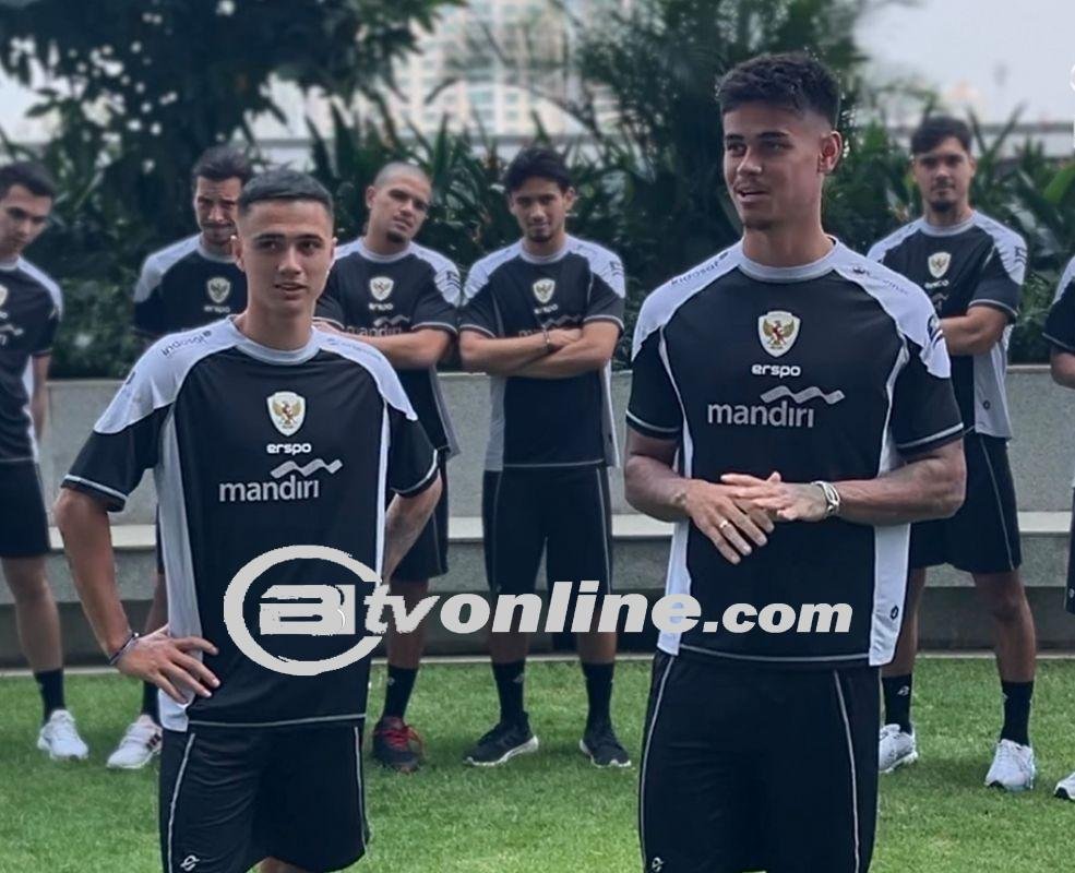 Presiden Jokowi Tandatangani Keppres Naturalisasi Mees Hilgers dan Eliano Reijnders untuk Timnas Indonesia!