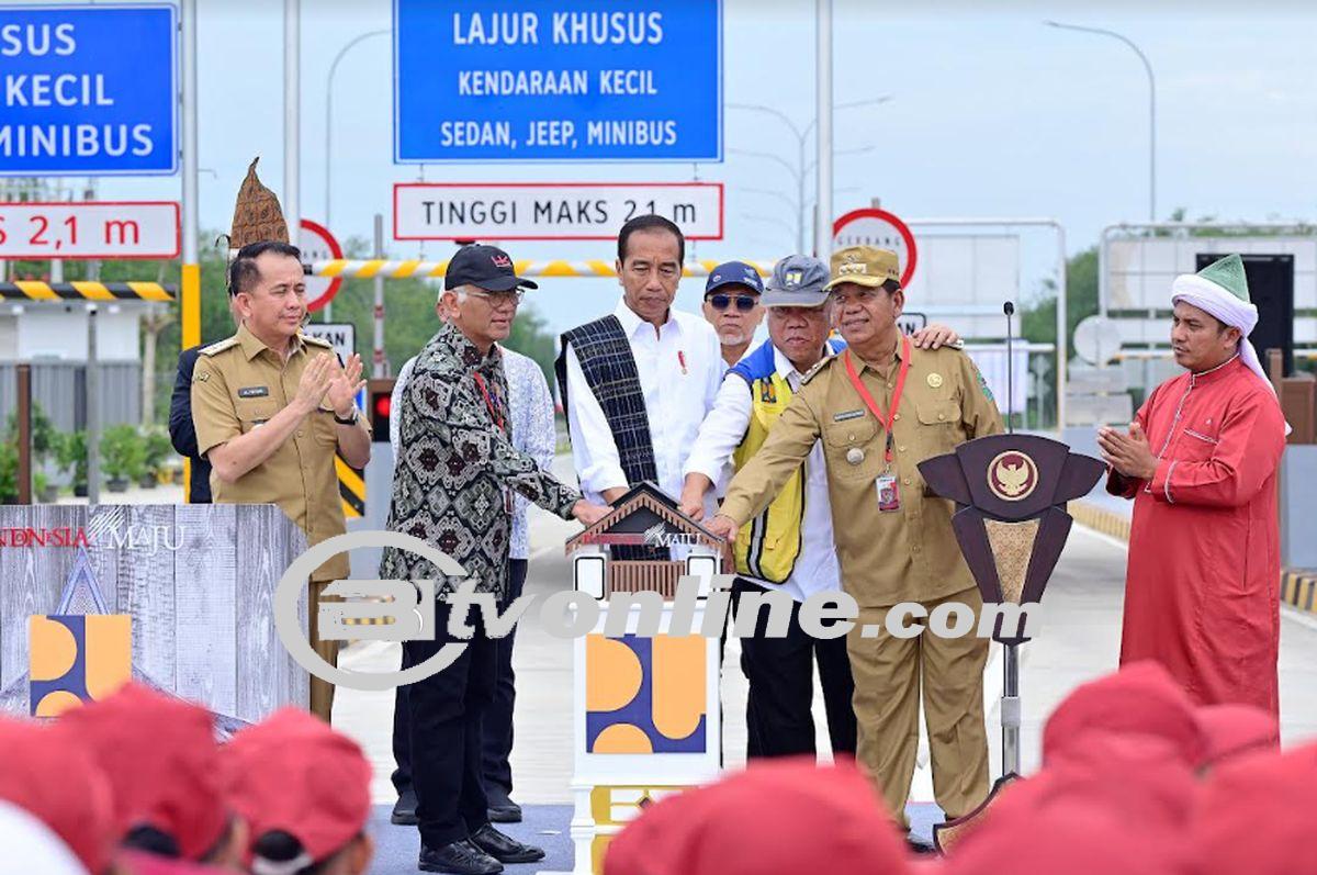 Presiden Jokowi Resmikan Dua Ruas Jalan Tol Baru di Sumatera Utara, Dorong Pembangunan Ekonomi dan Efisiensi Logistik