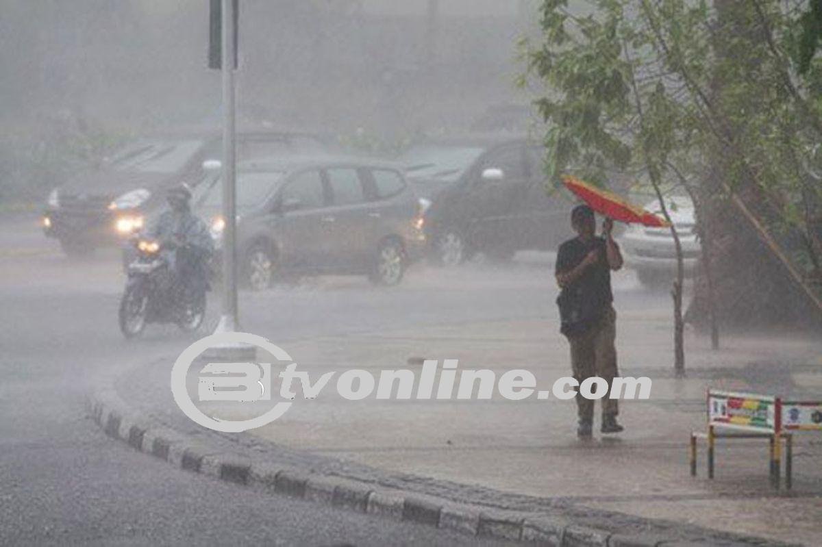 Musim Hujan Dimulai: BMKG Ingatkan Potensi Banjir di Beberapa Wilayah Indonesia