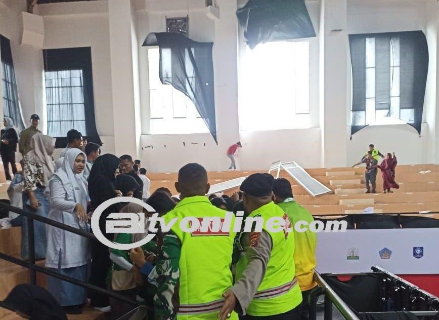 Cuaca Ekstrem Melanda Aceh, Insiden di Venue PON dan Sekolah Menyebabkan Korban!
