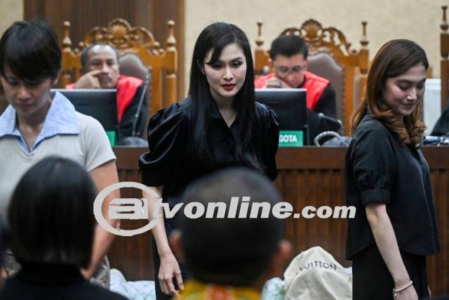 Sandra Dewi Tegaskan Kemandirian Finansial di Sidang Korupsi Suaminya?