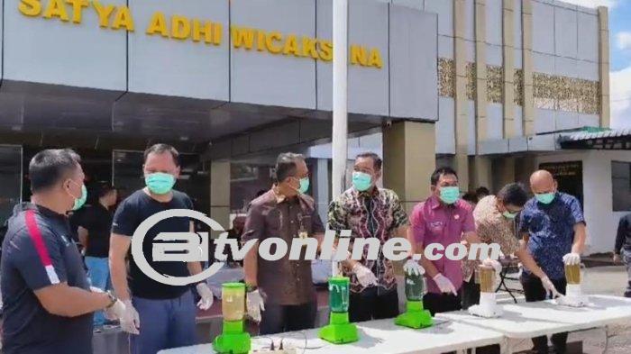 Kejaksaan Negeri Binjai Musnahkan Ribuan Ekstasi dan Senjata Api