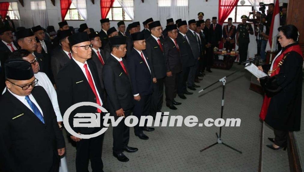 Pelantikan 35 Anggota DPRD Tapanuli Utara Periode 2024-202