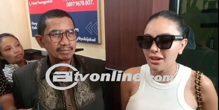 Nikita Mirzani Geram dengan Klaim Ayah Vadel Badjideh Soal Pendidikan Agama Anaknya