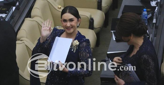 Selebritas Masuk DPR RI: Wajah Baru Politik Indonesia 2024-2029