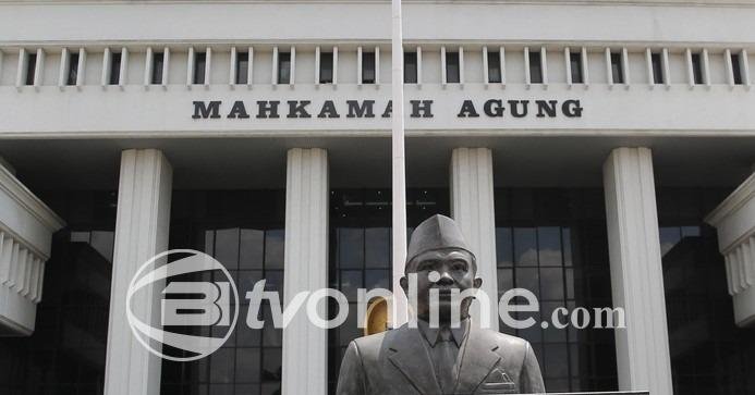 Tiga Hakim PN Surabaya Diberhentikan Sementara Usai Penangkapan Oleh Kejaksaan Agung
