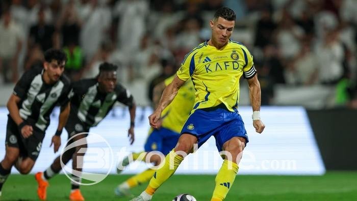 Cristiano Ronaldo Kembali Cetak Gol Penalti, Al Nassr Menang Dramatis di Liga Arab Saudi