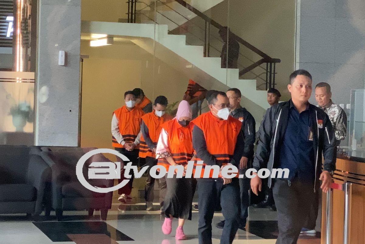 KPK Tetapkan Gubernur Kalimantan Selatan Sahbirin Noor Sebagai Tersangka Korupsi Dalam OTT di Dinas PUPR