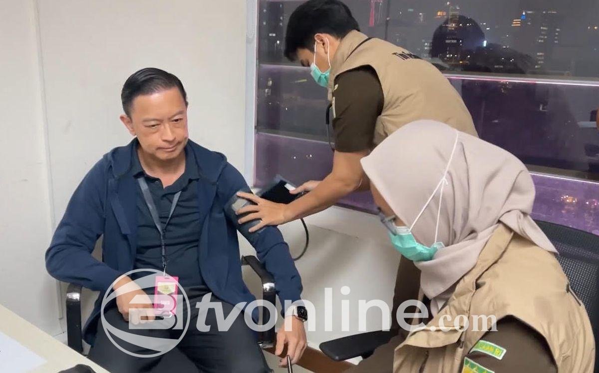 Mantan Mendag Tom Lembong Jalani Pemeriksaan Kesehatan Sebelum Ditahan