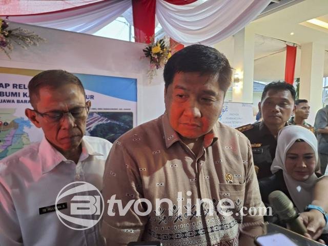 Menteri Maruarar Sirait Akan Tata Permukiman di Bandung, Fokus Pindahkan Warga dari Hunian Tidak Layak